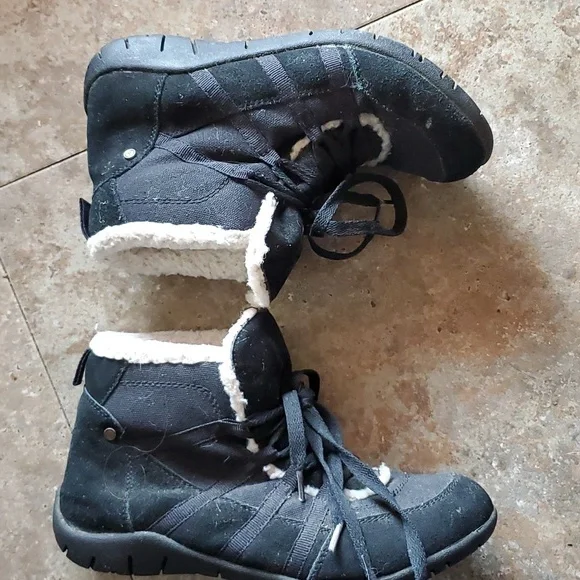 Winter boots - Picture 3 of 6